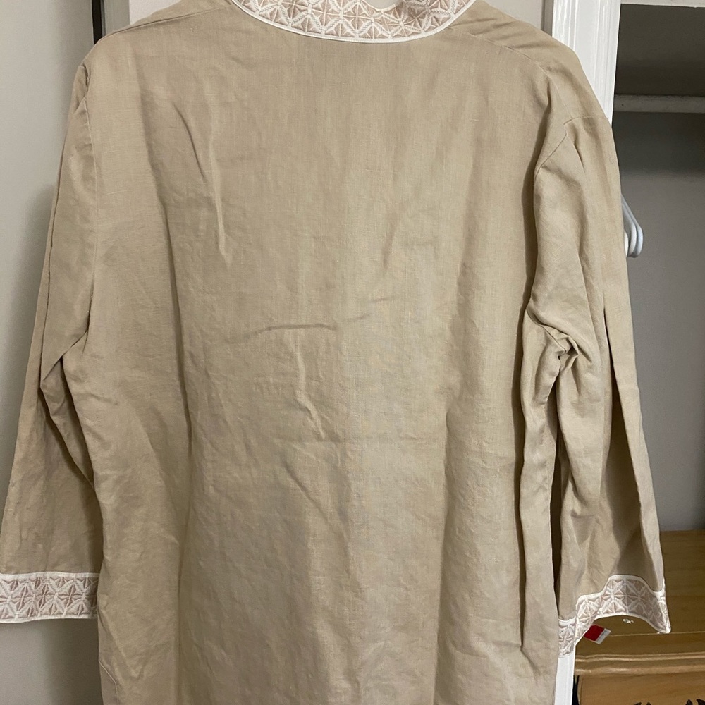Linen Tunic - Picture 2 of 3